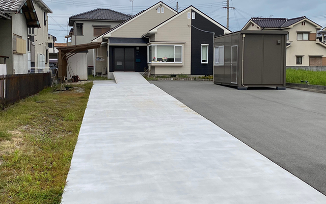 姫路市A様邸　駐車場マットスプレー工事