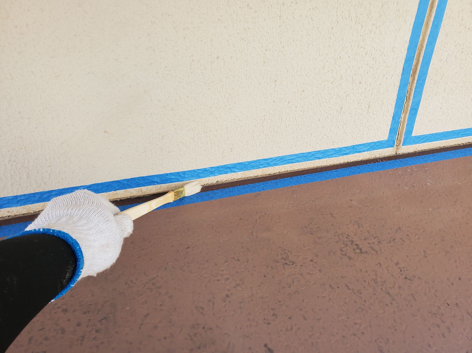 コーキング/プライマー塗布