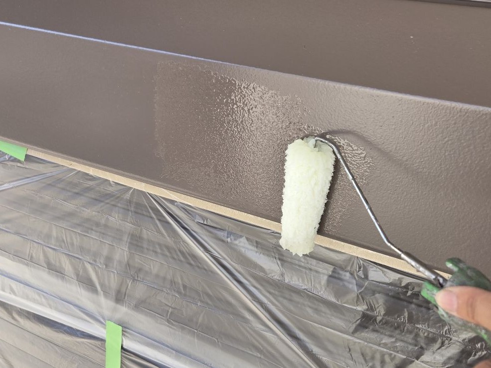 シャッターボックス/上塗り