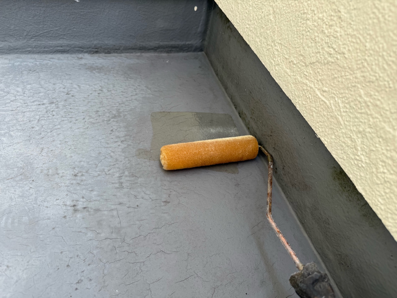 ベランダ/下塗り